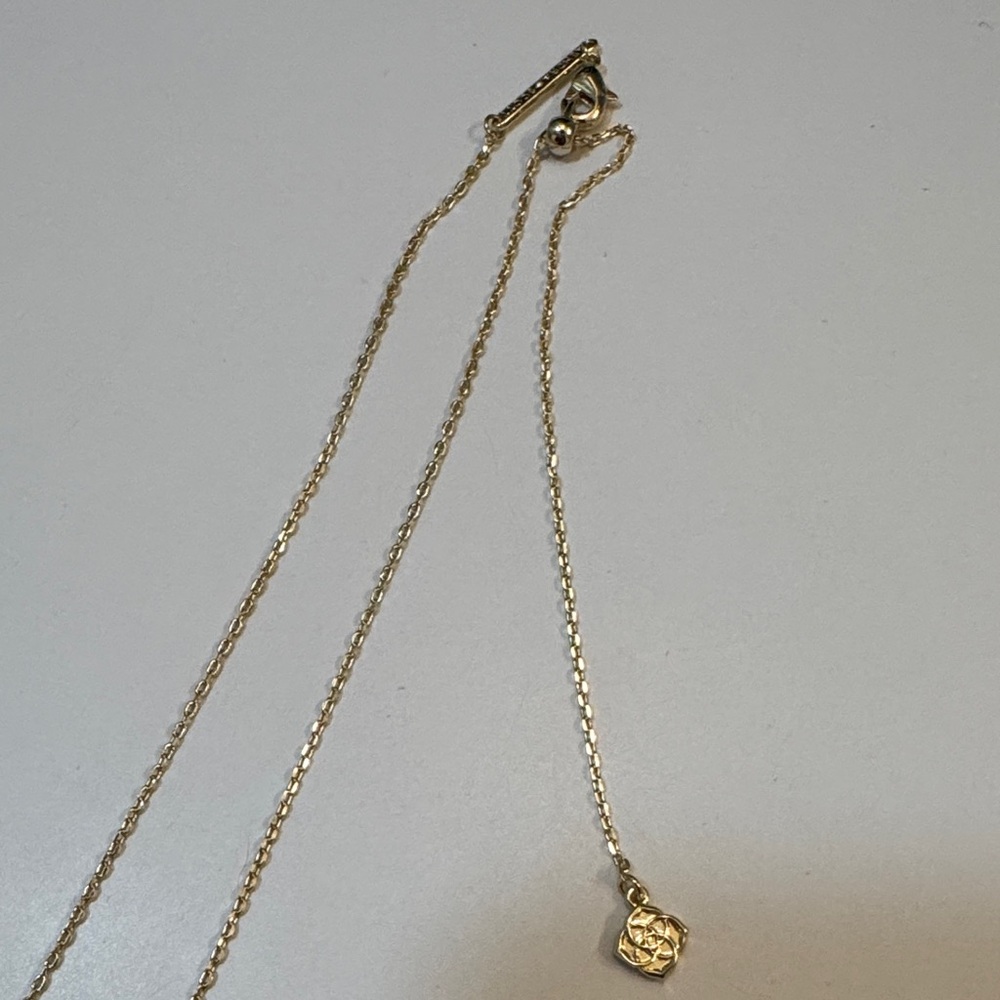Kendra Scott Gold Necklace - Picture 5 of 6